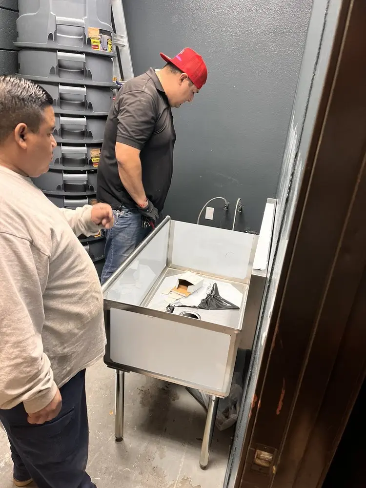 Commercial plumbing and sink installation in Los Feliz